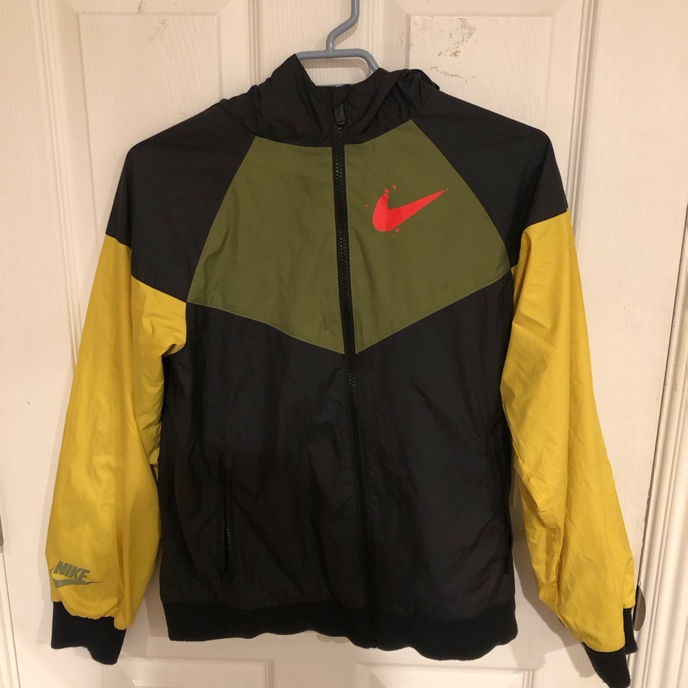Boys Nike windbreaker/hoodie